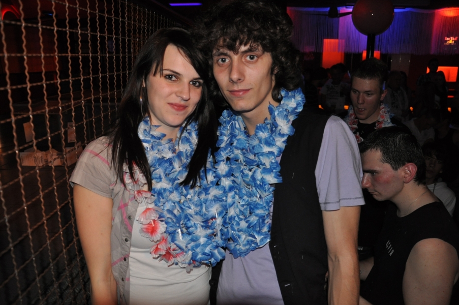 Vollbild 9 Years TECHNO4EVER B-Day Rave