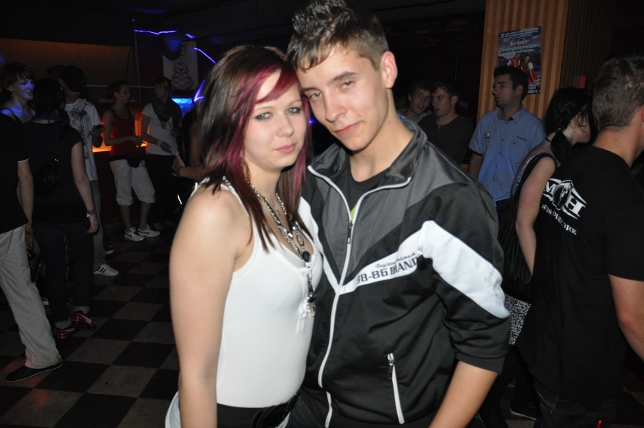 Vollbild 9 Years TECHNO4EVER B-Day Rave