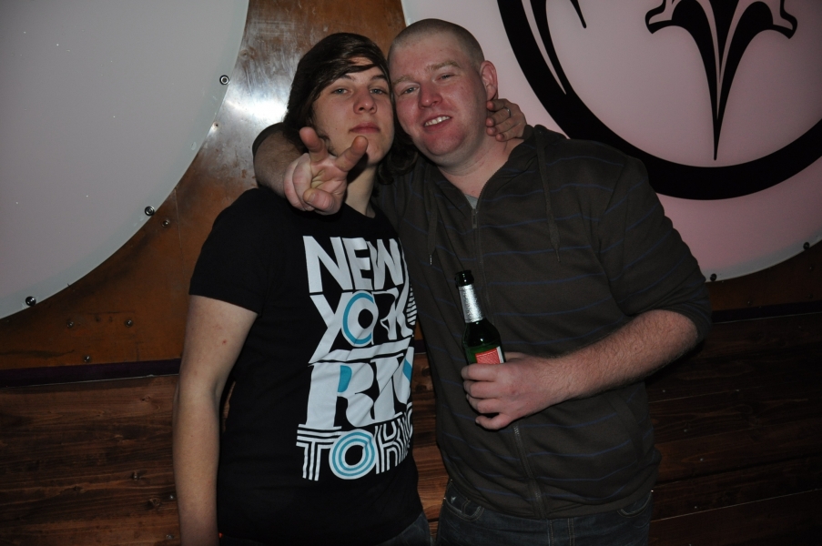 Vollbild 9 Years TECHNO4EVER B-Day Rave