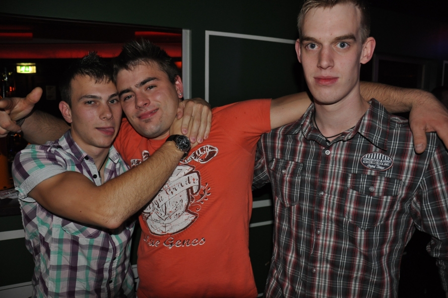 Vollbild 9 Years TECHNO4EVER B-Day Rave