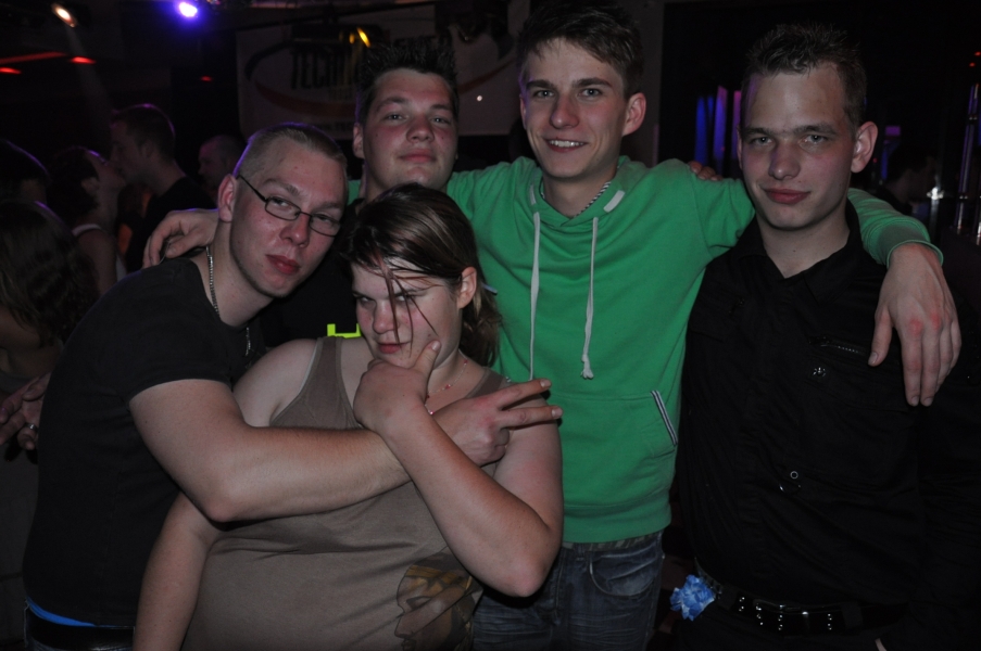 Vollbild 9 Years TECHNO4EVER B-Day Rave