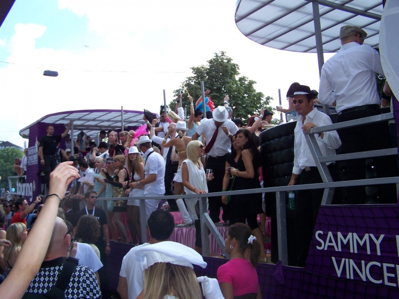 Vollbild Street Parade