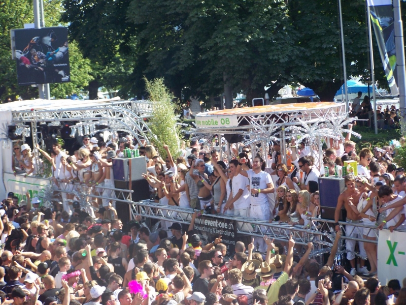 Vollbild Street Parade