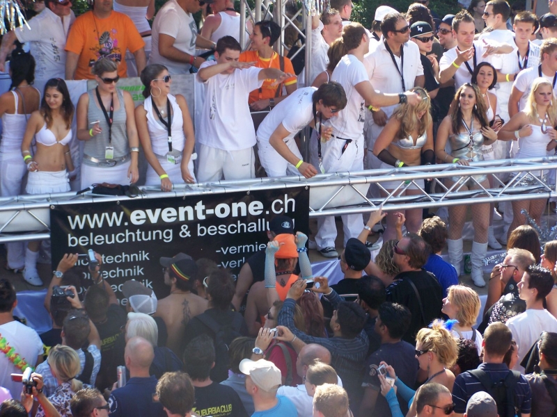 Vollbild Street Parade