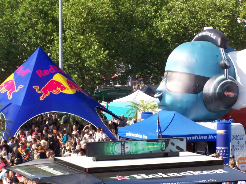 Vollbild Street Parade