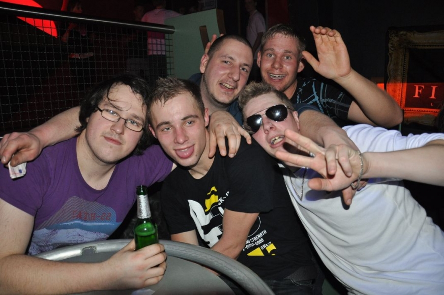 Vollbild TECHNO4EVER HANGOVER RAVE - THE SNOW EDITION