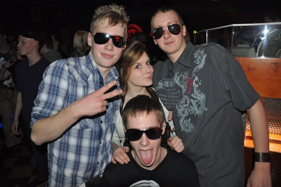 Vollbild TECHNO4EVER HANGOVER RAVE - THE SNOW EDITION