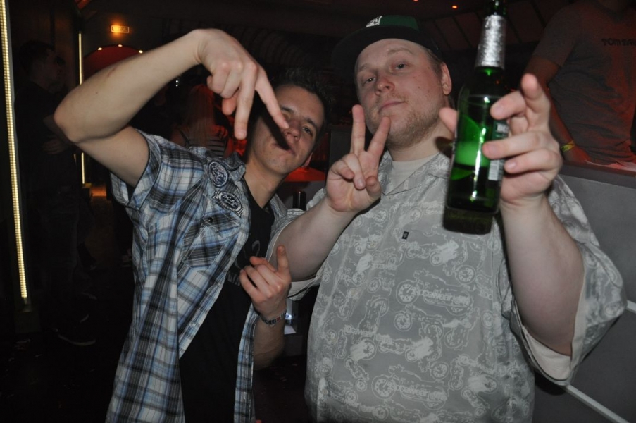 Vollbild TECHNO4EVER HANGOVER RAVE - THE SNOW EDITION