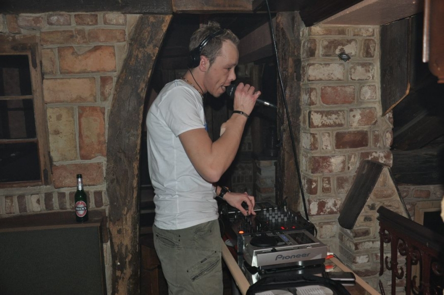 Vollbild Dance to Trance pres. DJ Dean