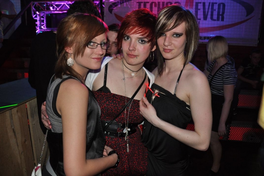 Vollbild TECHNO4EVER COLOR FLASH *OSTER-EDITION*