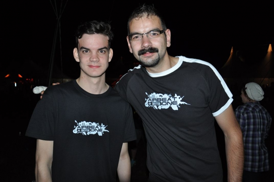 Vollbild Airbeat-One 2012 Teil 1