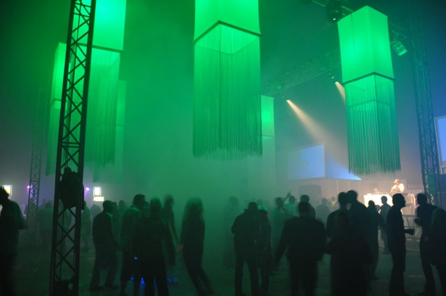 Vollbild Airbeat-One 2012 Teil 1