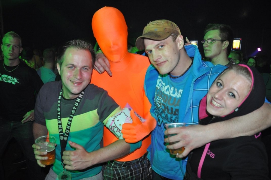 Vollbild Airbeat-One 2012 Teil 1