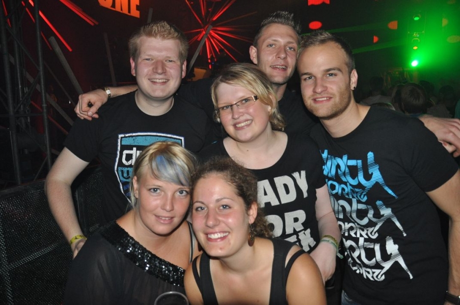 Vollbild Airbeat-One 2012 Teil 1