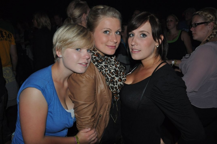 Vollbild Airbeat-One 2012 Teil 1