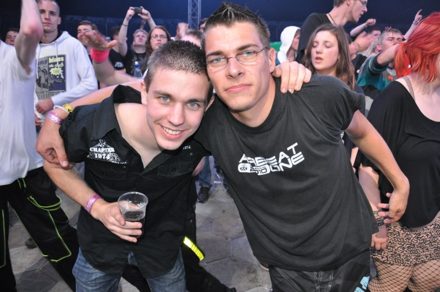 Vollbild Airbeat-One 2012 Teil 1