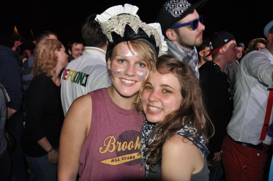 Vollbild Airbeat-One 2012 Teil 1