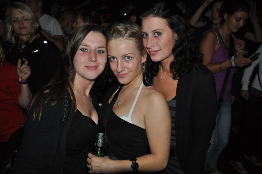 Vollbild Airbeat-One 2012 Teil 1