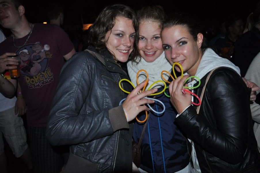 Vollbild Airbeat-One 2012 Teil 1