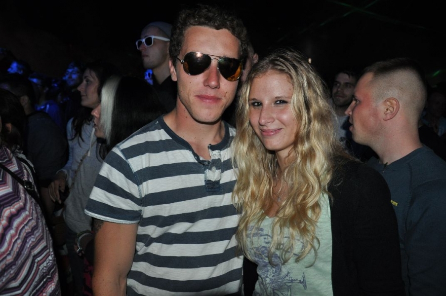 Vollbild Airbeat-One 2012 Teil 1