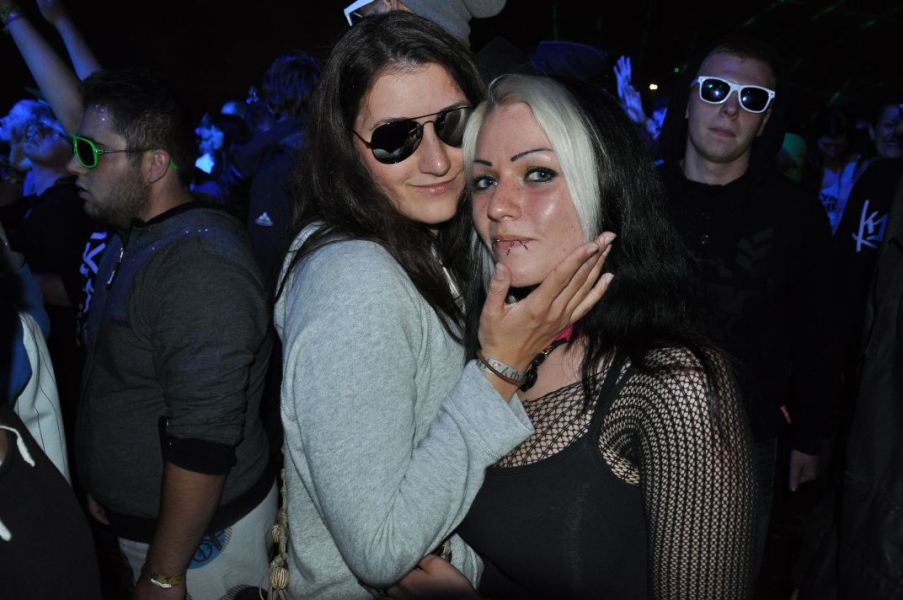 Vollbild Airbeat-One 2012 Teil 1