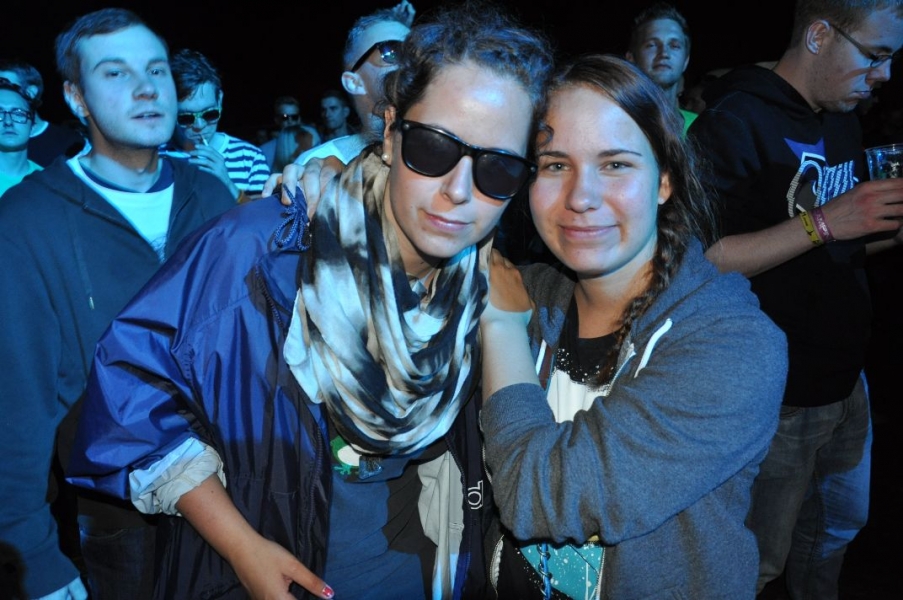 Vollbild Airbeat-One 2012 Teil 1