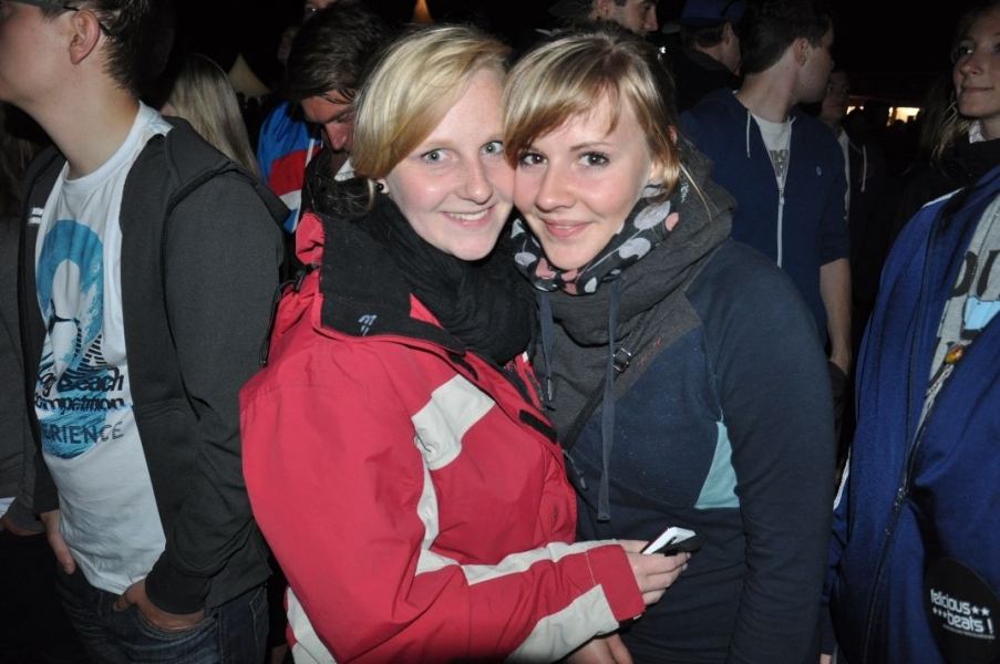 Vollbild Airbeat-One 2012 Teil 1
