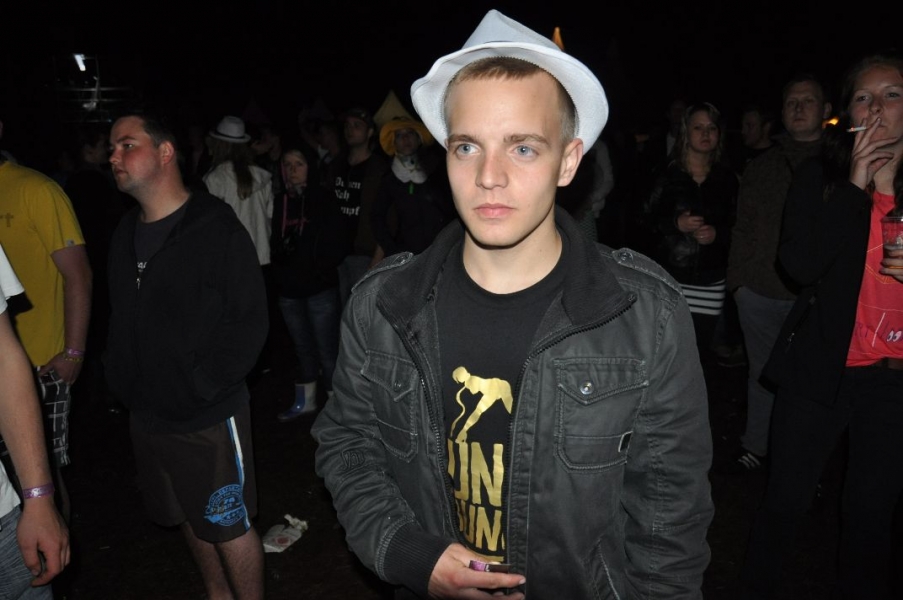 Vollbild Airbeat-One 2012 Teil 1
