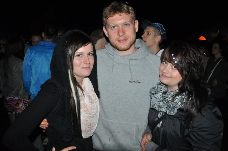 Vollbild Airbeat-One 2012 Teil 1
