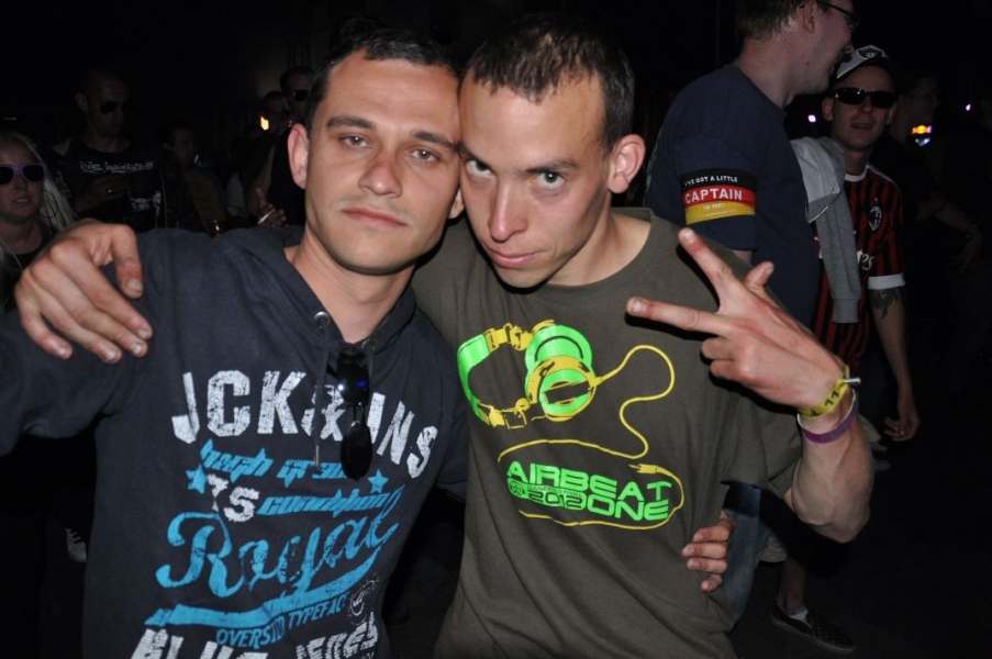Vollbild Airbeat-One 2012 Teil 1
