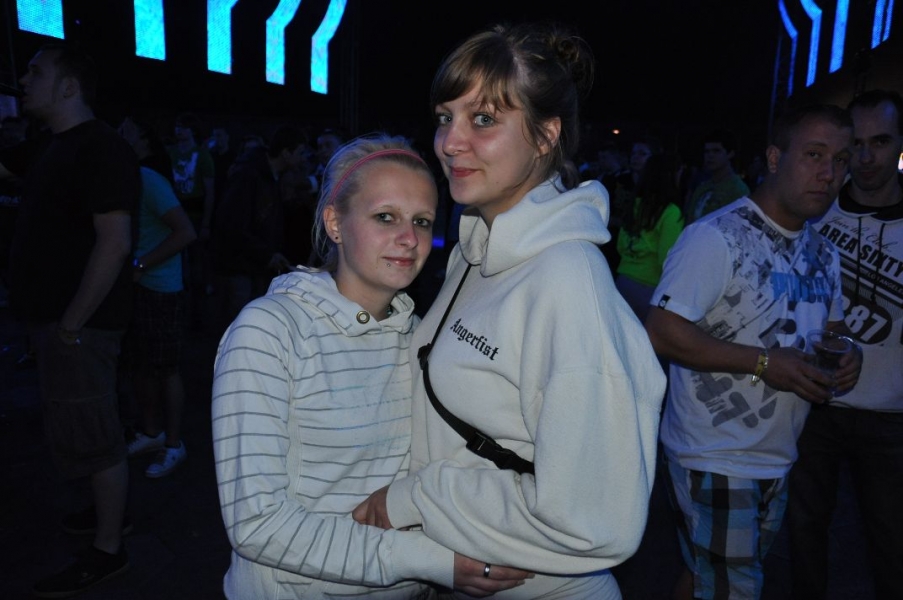 Vollbild Airbeat-One 2012 Teil 1