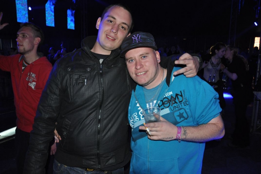 Vollbild Airbeat-One 2012 Teil 1