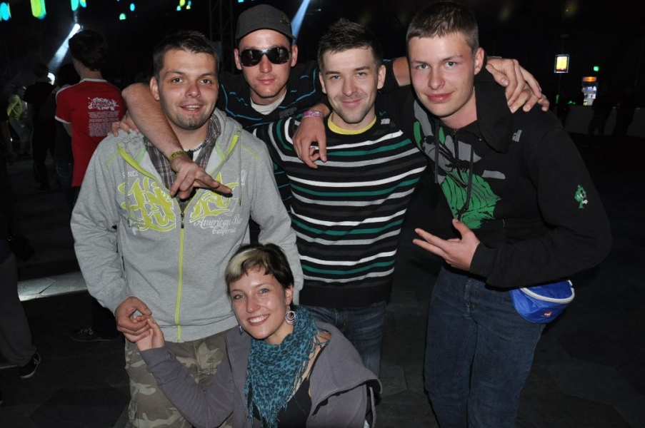 Vollbild Airbeat-One 2012 Teil 1