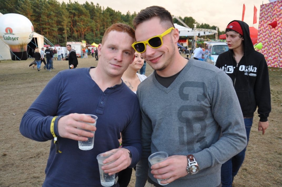 Vollbild Airbeat-One 2012 Teil 1