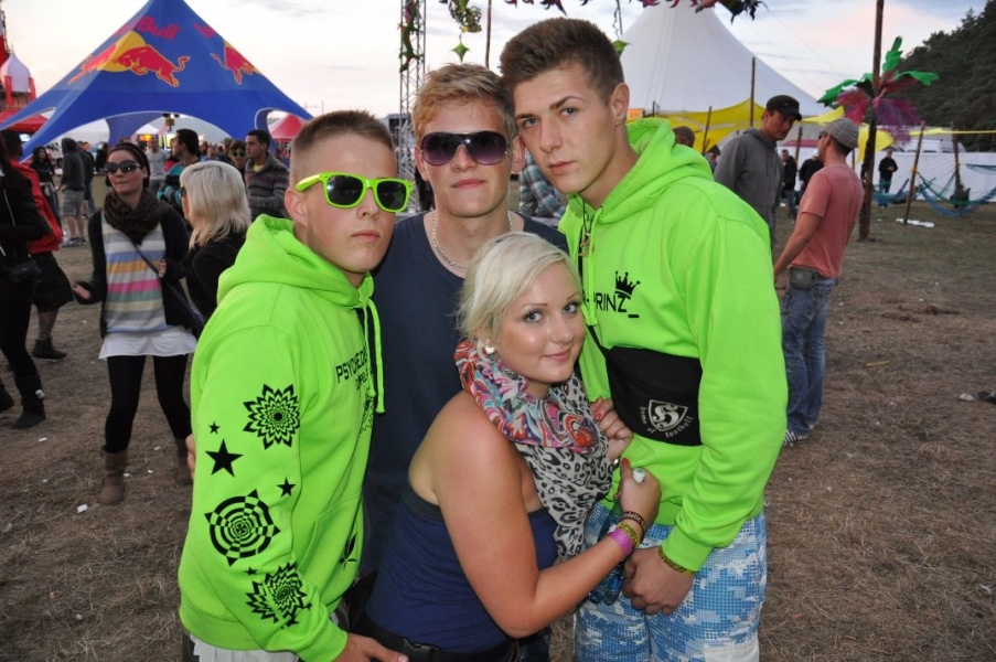 Vollbild Airbeat-One 2012 Teil 1