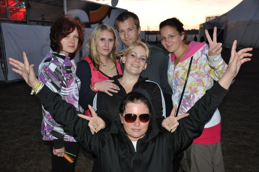 Vollbild Airbeat-One 2012 Teil 1