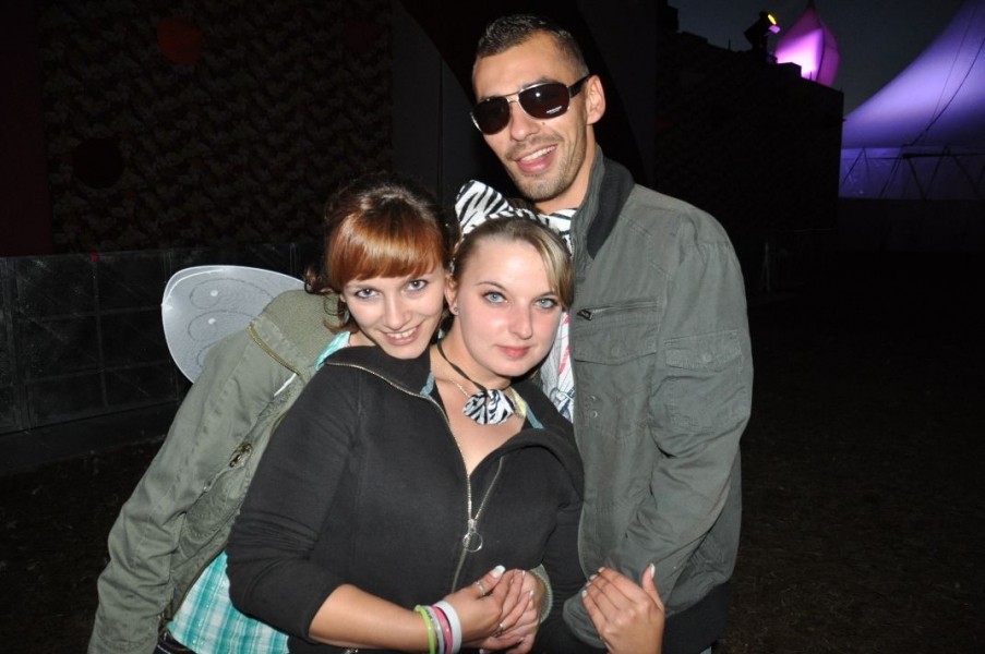 Vollbild Airbeat-One 2012 Teil 1
