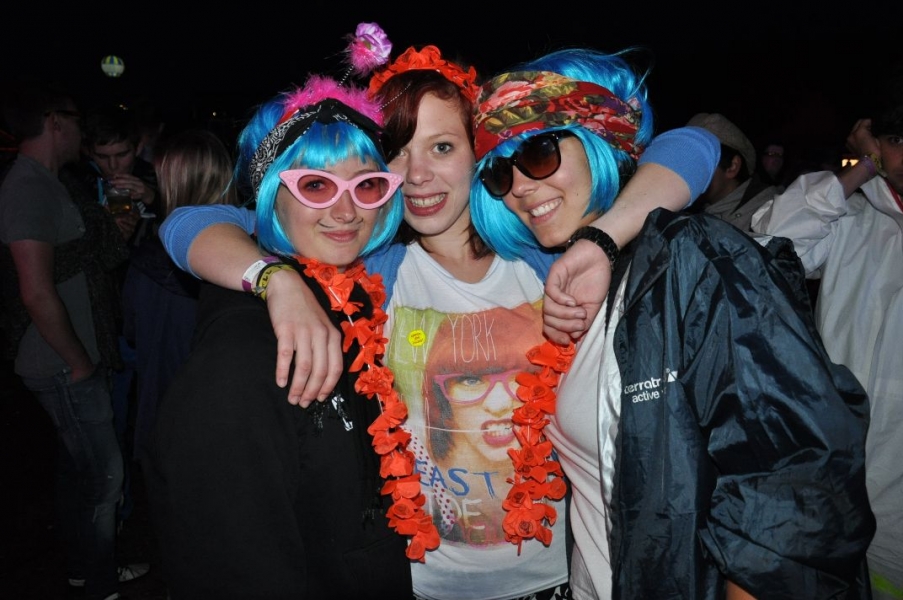 Vollbild Airbeat-One 2012 Teil 1