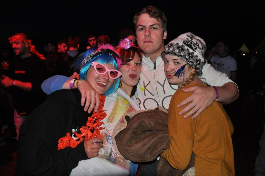 Vollbild Airbeat-One 2012 Teil 1