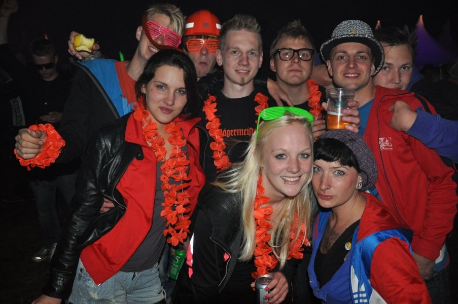 Vollbild Airbeat-One 2012 Teil 1