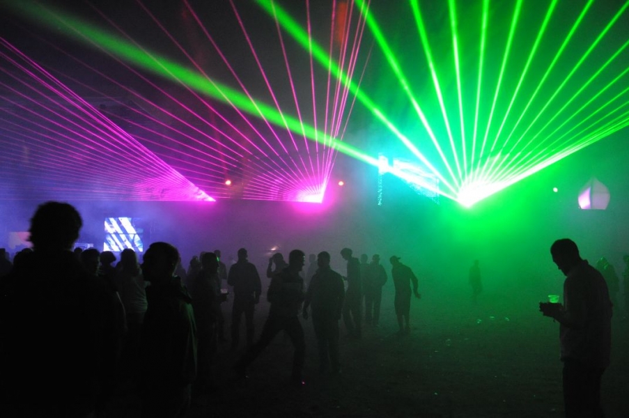 Vollbild Airbeat-One 2012 Teil 1