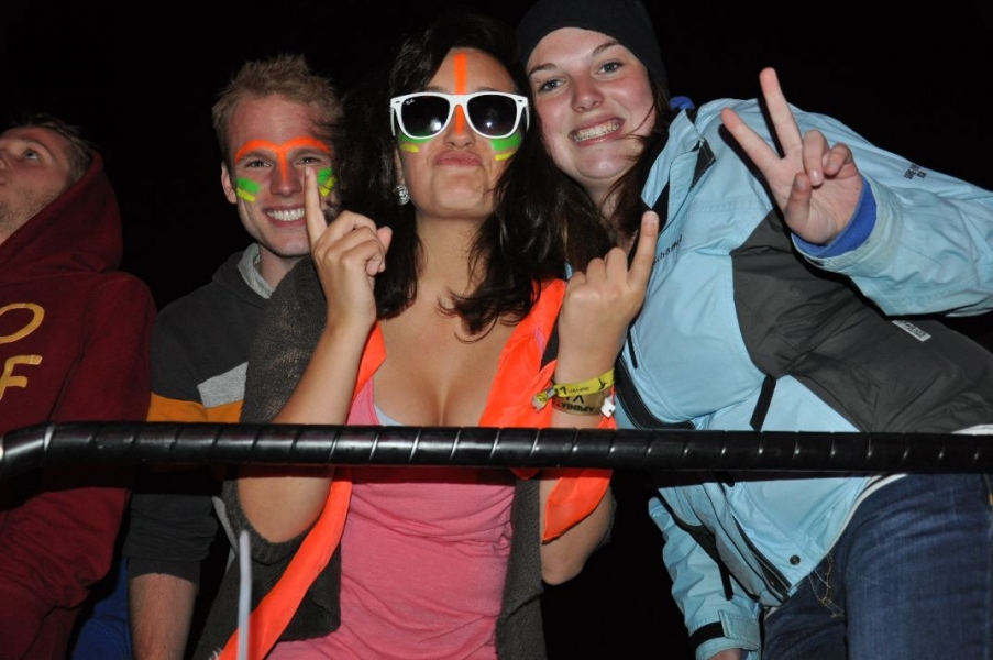 Vollbild Airbeat-One 2012 Teil 1