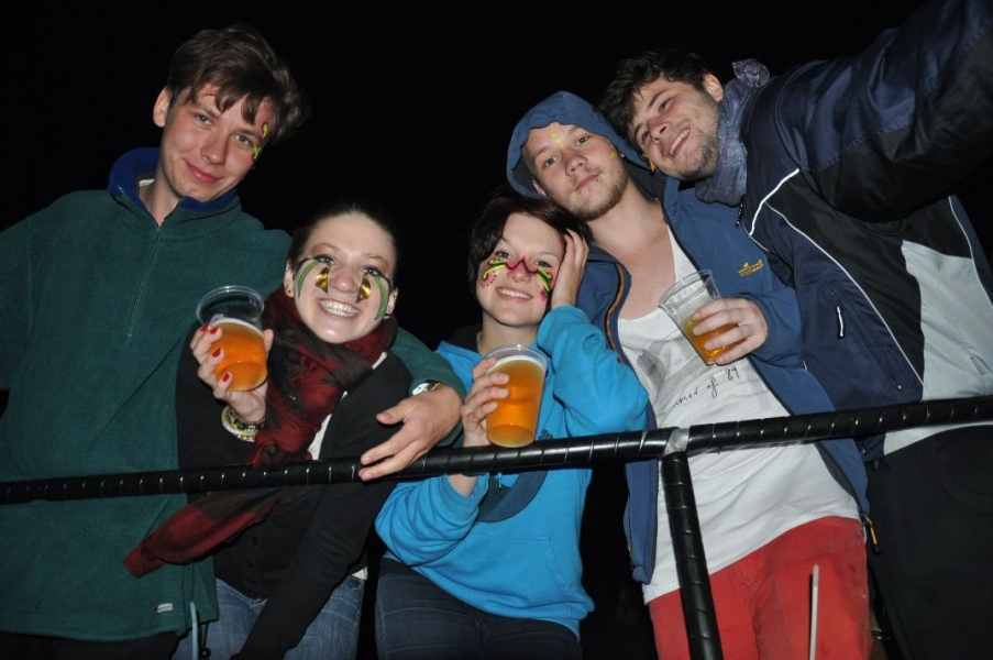 Vollbild Airbeat-One 2012 Teil 1