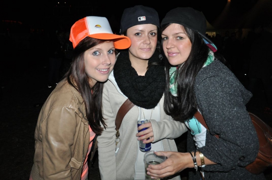 Vollbild Airbeat-One 2012 Teil 1