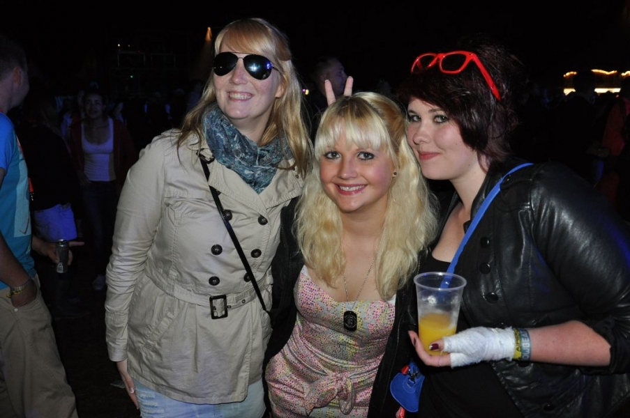 Vollbild Airbeat-One 2012 Teil 1