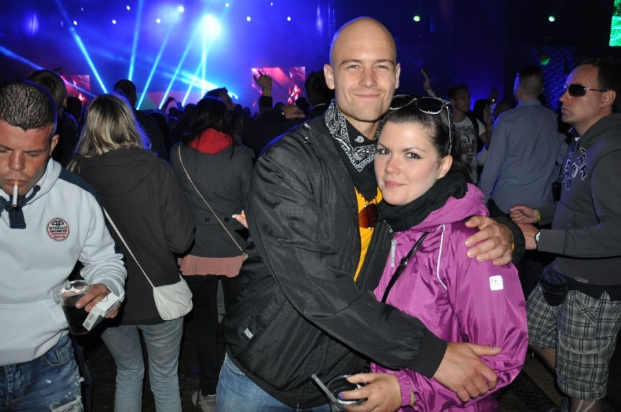 Vollbild Airbeat-One 2012 Teil 1