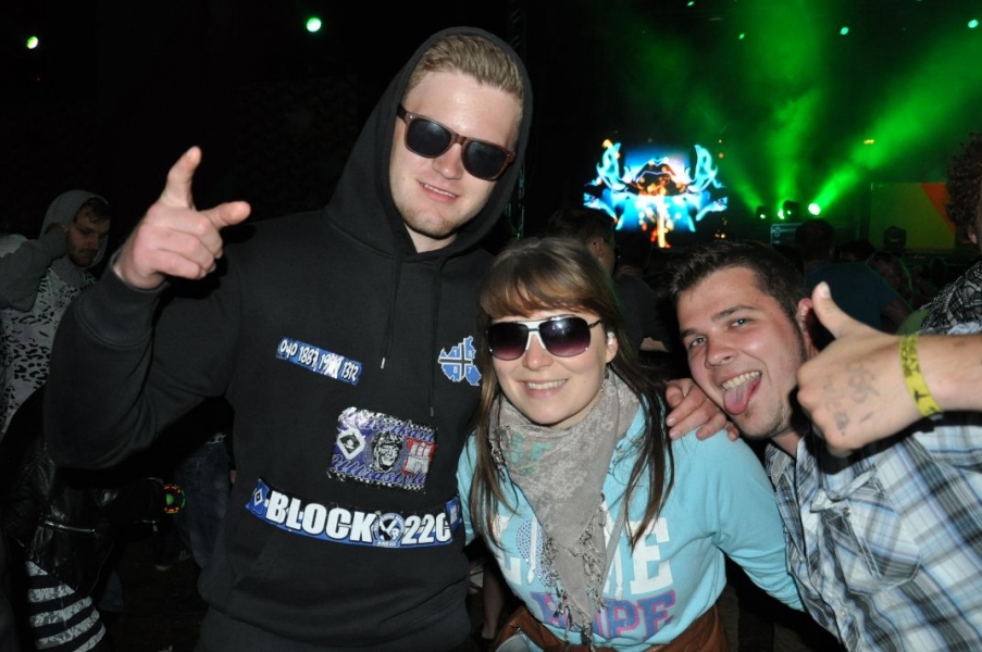 Vollbild Airbeat-One 2012 Teil 1