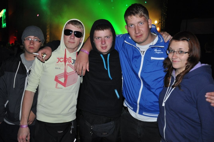 Vollbild Airbeat-One 2012 Teil 1