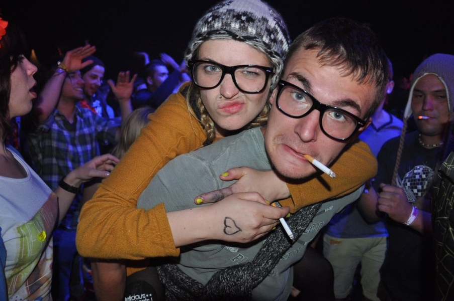 Vollbild Airbeat-One 2012 Teil 1