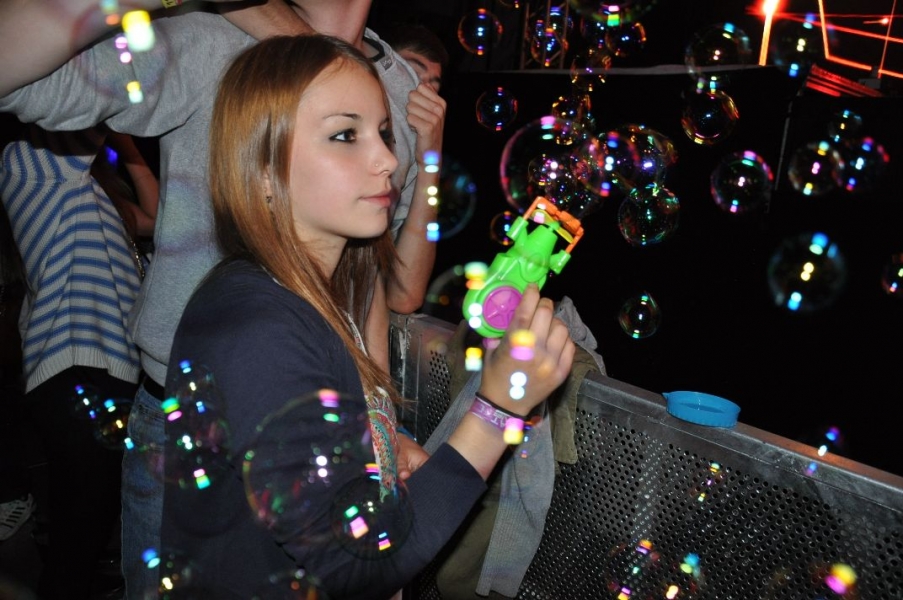 Vollbild Airbeat-One 2012 Teil 1